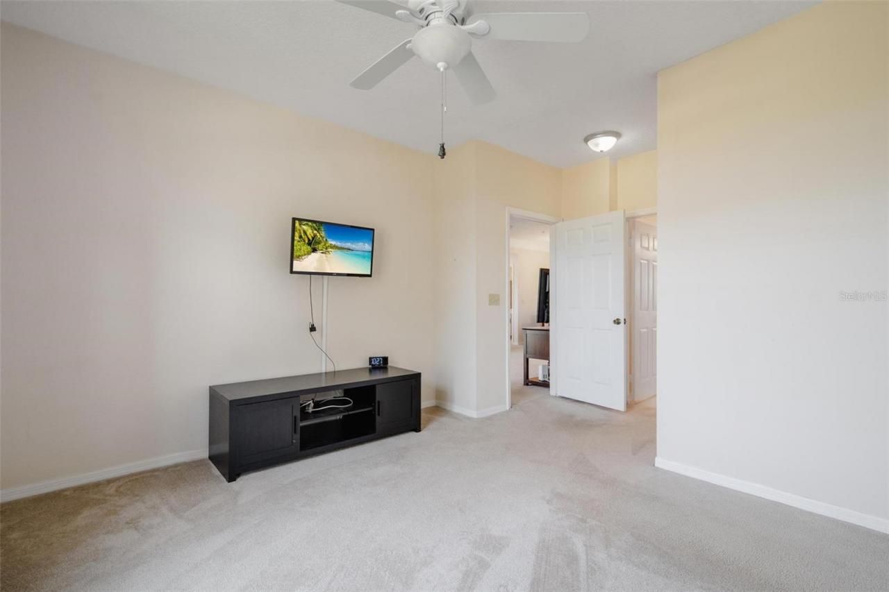 11490 Villa Grand, Unit 221, Fort Myers, FL 33913 Photo