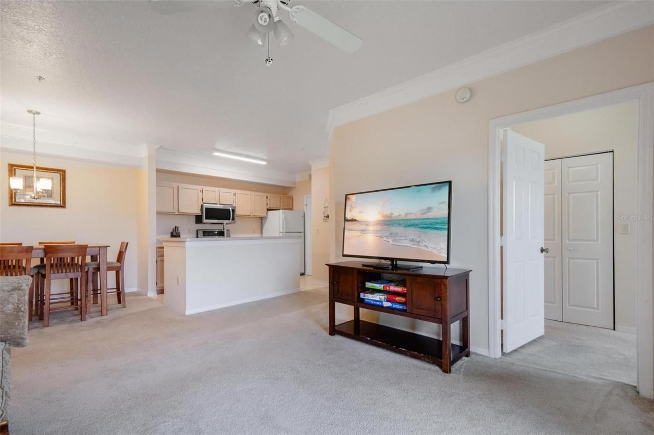 11490 Villa Grand, Unit 221, Fort Myers, FL 33913 Photo