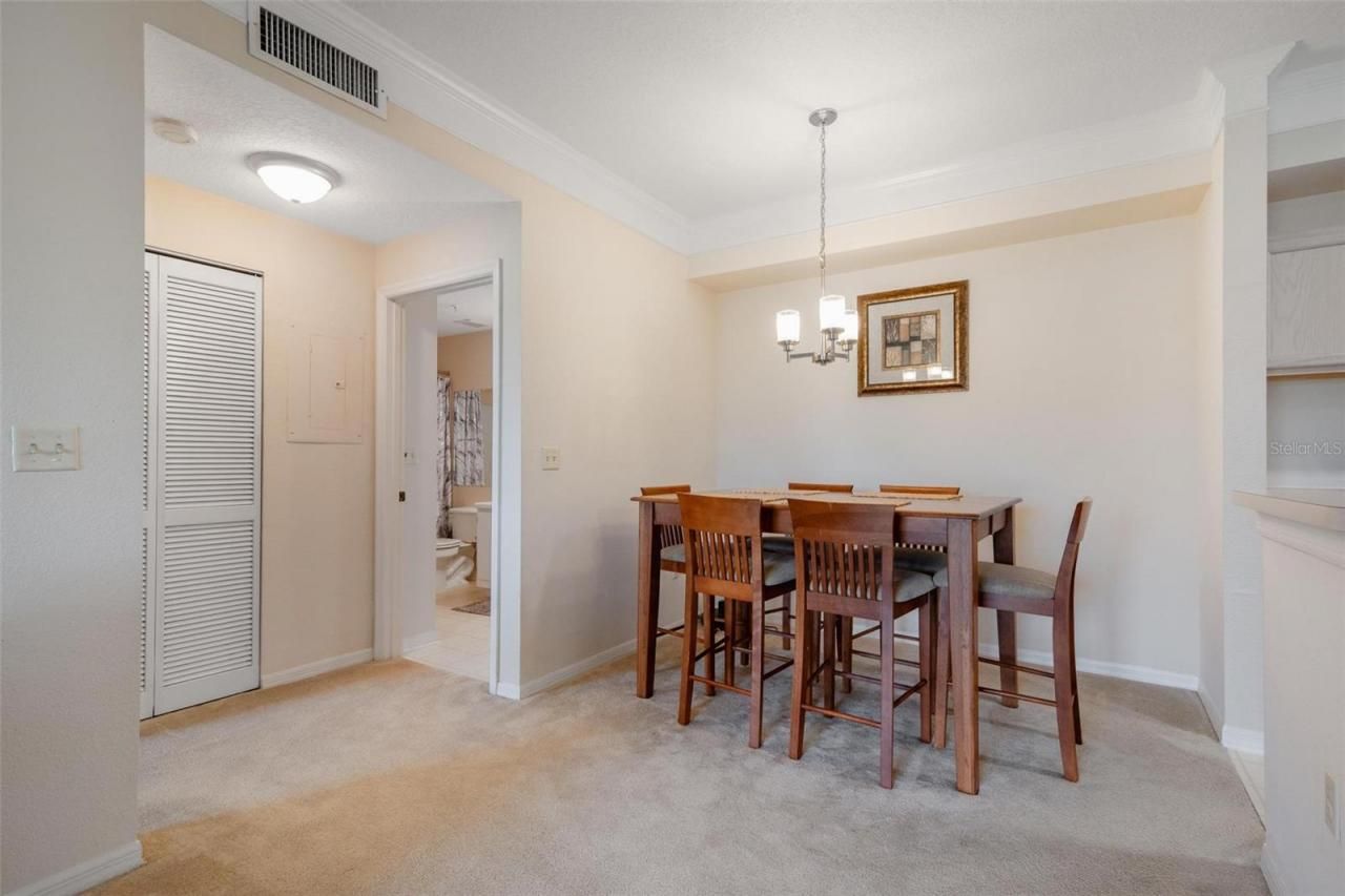 11490 Villa Grand, Unit 221, Fort Myers, FL 33913 Photo