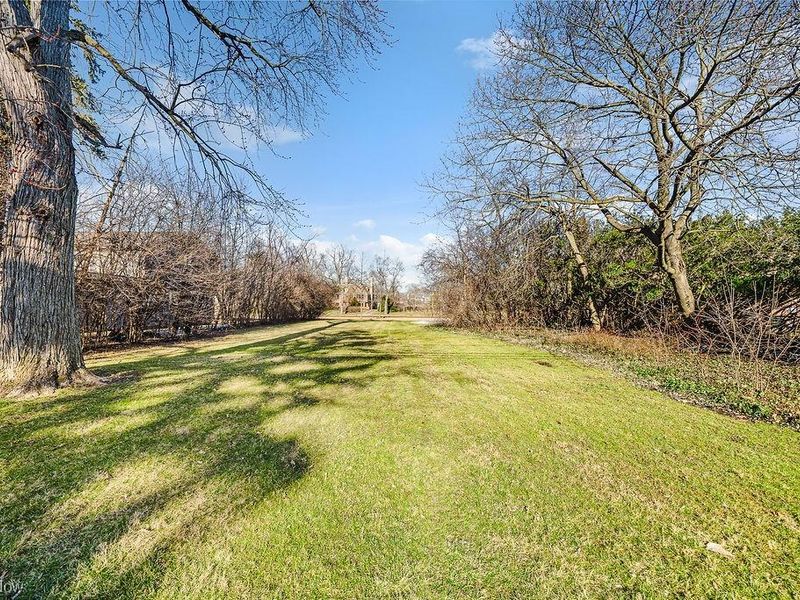 3152 Van Aken Boulevard, Shaker Heights, OH 44120 Photo 7