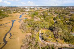 1933 Cornwell Avenue photo 4