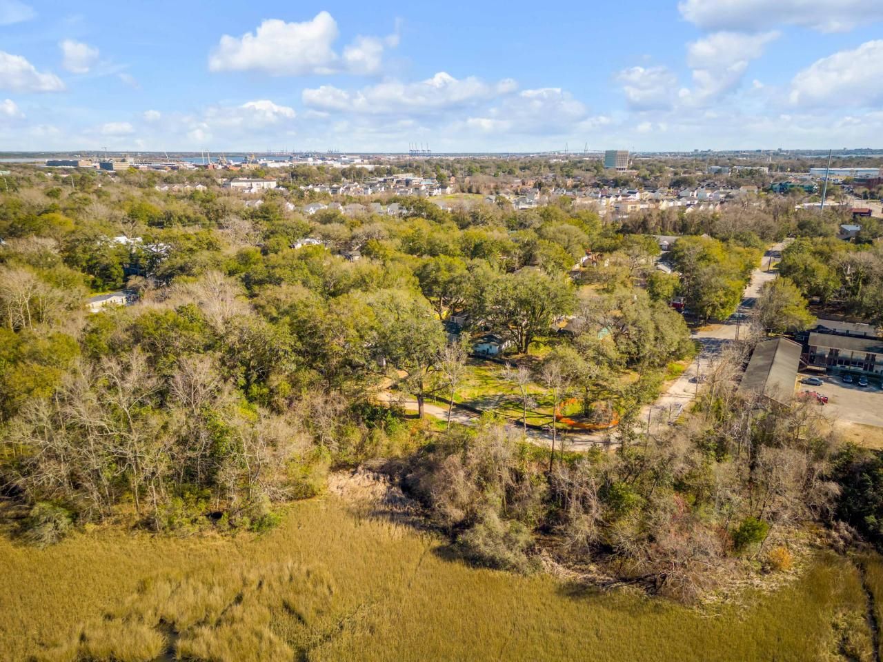 1933 Cornwell Avenue Photo 4