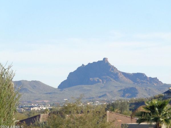 16879 N STONERIDGE Court, Unit 40, Fountain Hills, AZ 85268