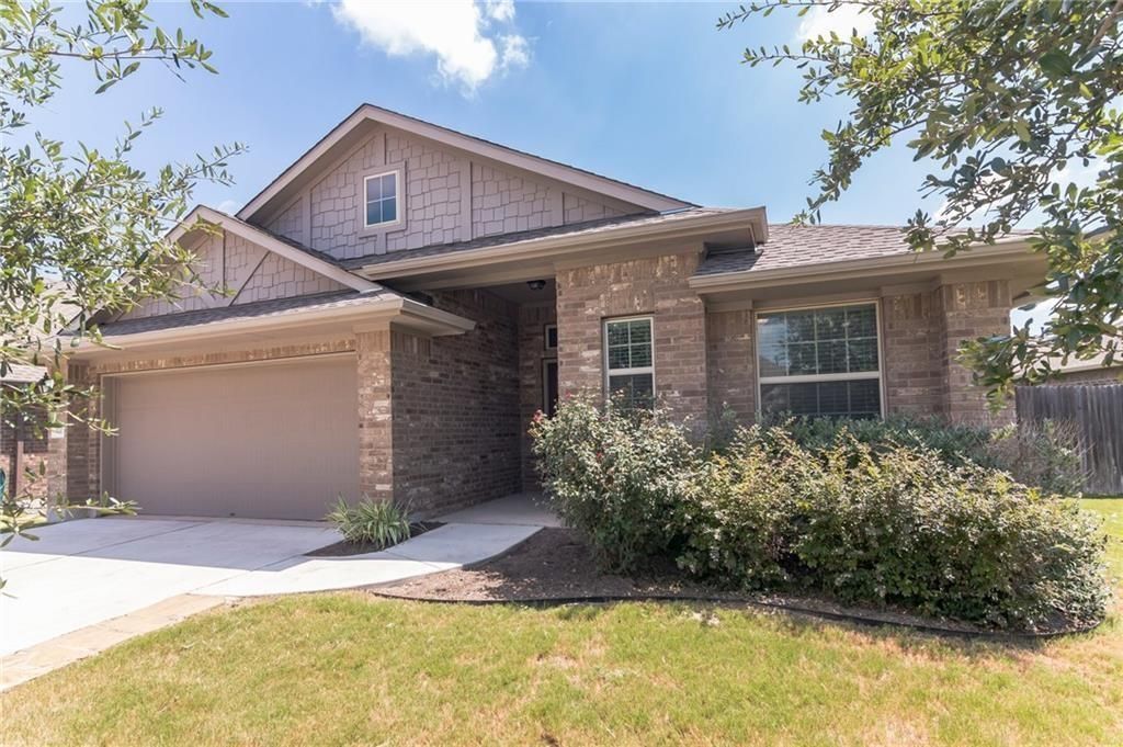 320 Lightcliff St, Hutto, TX 78634 Main Photo