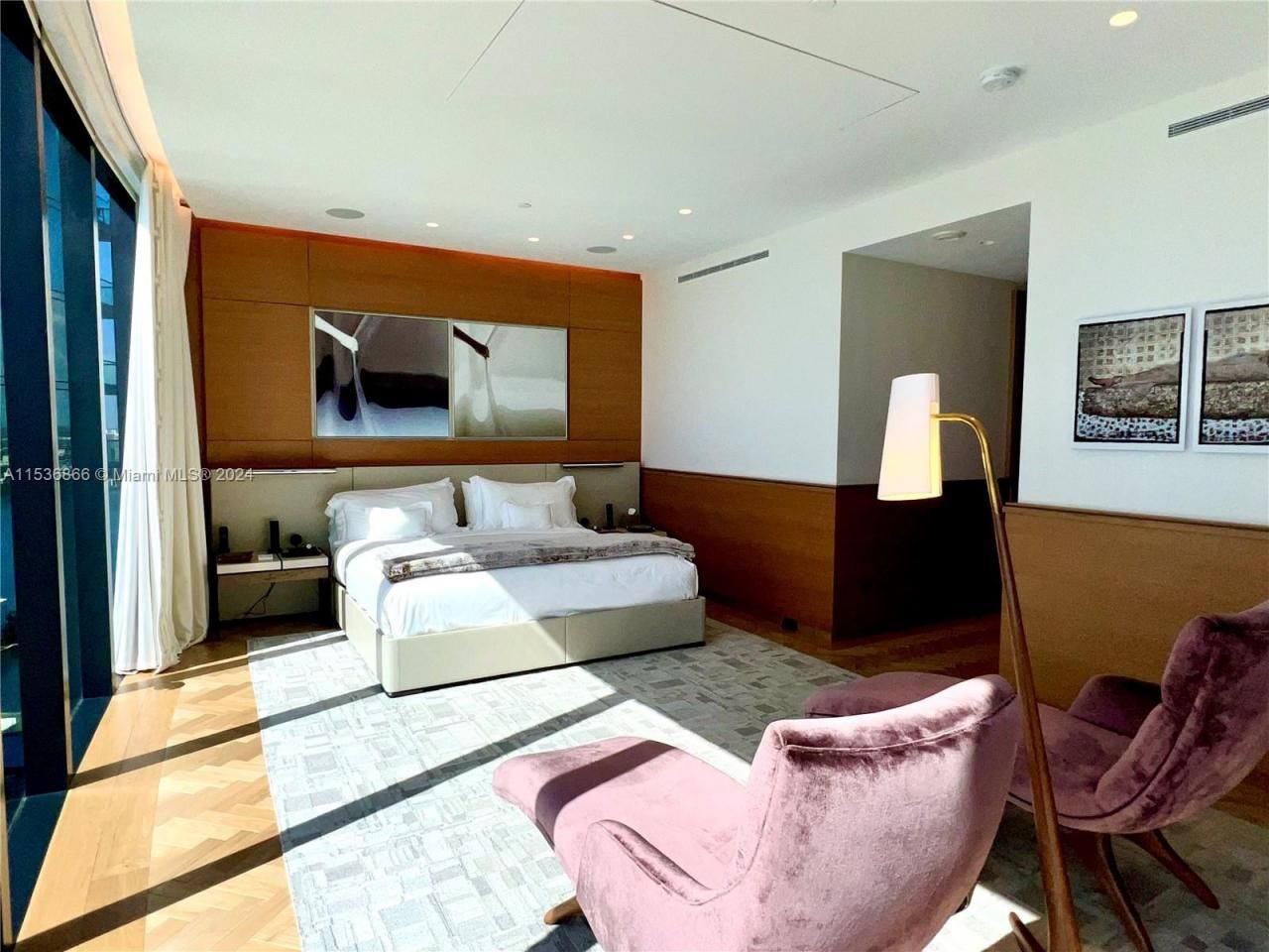 18555 Collins Ave, Unit 3501, Sunny Isles Beach, FL 33160 Photo