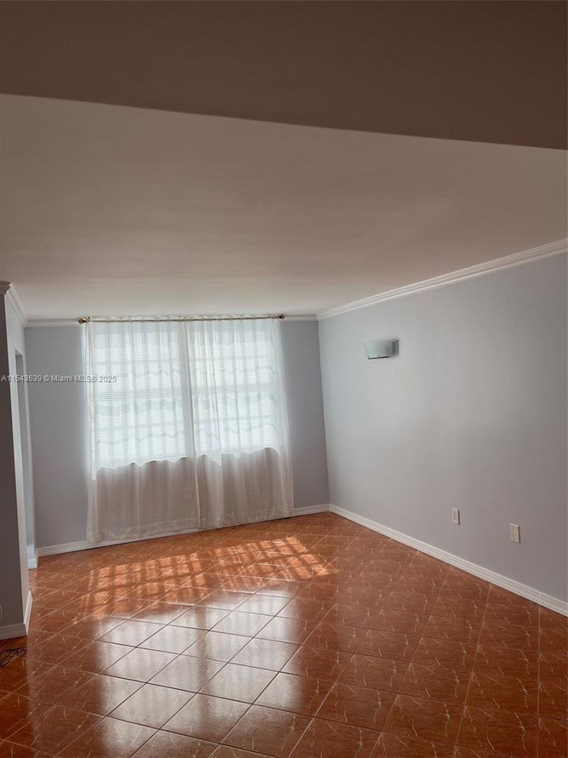 2801 NE 183rd St, Unit 2103W, Aventura, FL 33160 Photo