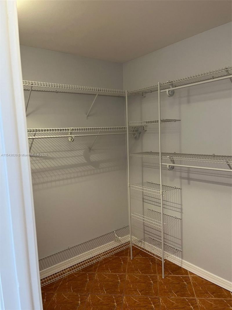 2801 NE 183rd St, Unit 2103W, Aventura, FL 33160 Photo