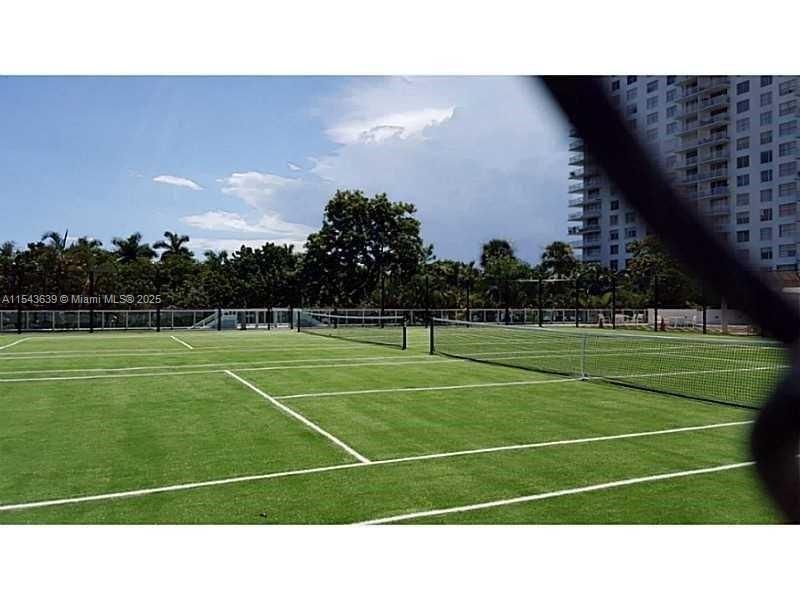 2801 NE 183rd St, Unit 2103W, Aventura, FL 33160 Photo