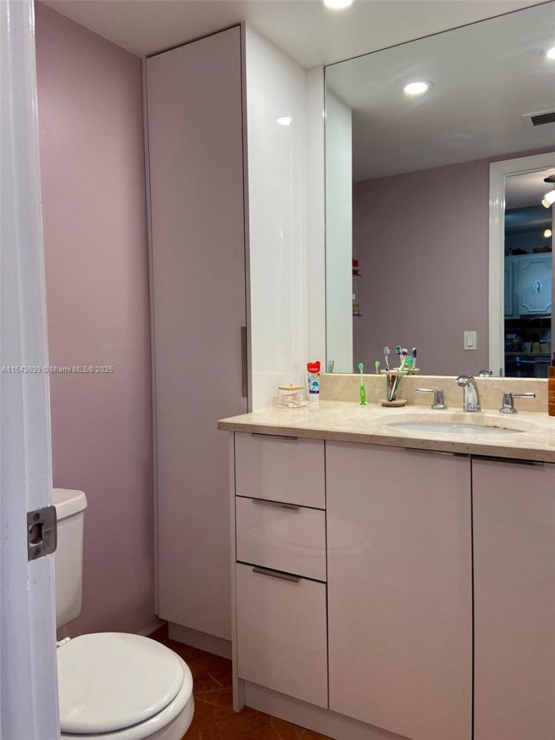 2801 NE 183rd St, Unit 2103W, Aventura, FL 33160 Photo