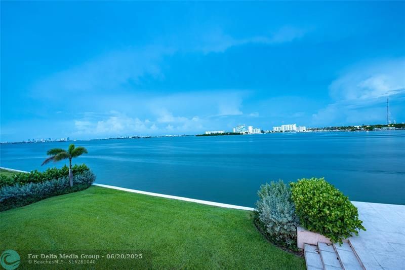 1290 NE 83rd St, Miami, FL 33138 Photo