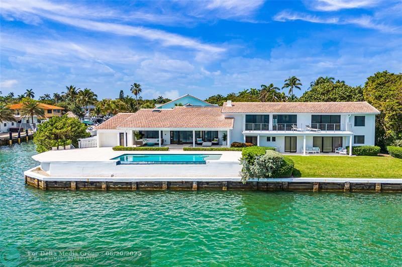 1290 NE 83rd St, Miami, FL 33138 Photo