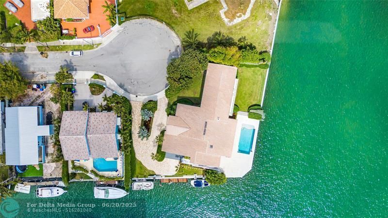 1290 NE 83rd St, Miami, FL 33138 Photo