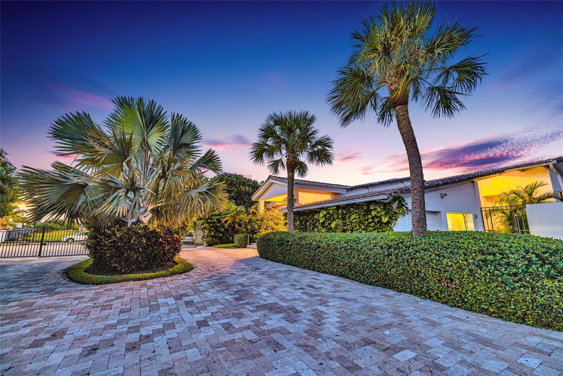 1290 NE 83rd Street, Miami, FL 33138 Photo