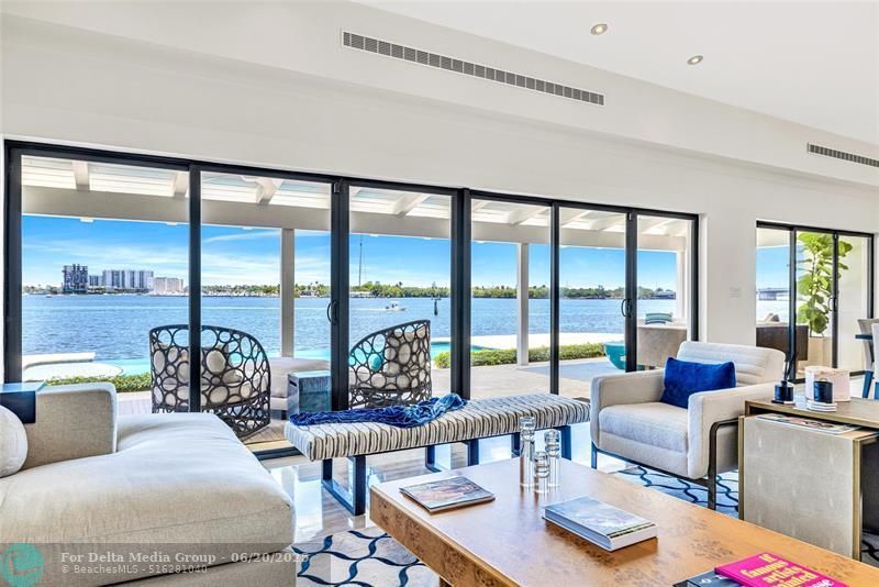 1290 NE 83rd St, Miami, FL 33138 Photo