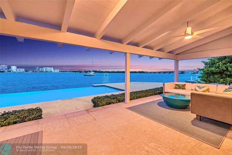 1290 NE 83rd St, Miami, FL 33138 Photo