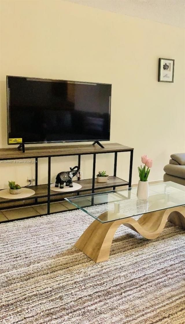 17021 N Bay Rd, Unit 318, Sunny Isles Beach, FL 33160 Photo