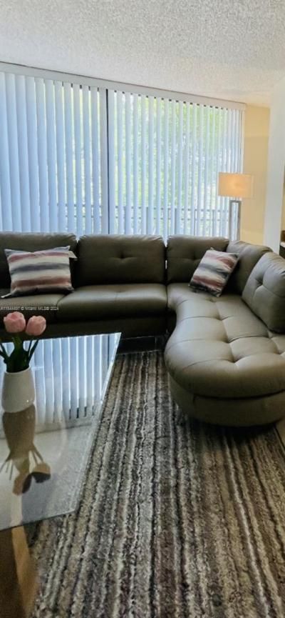 17021 N Bay Rd, Unit 318, Sunny Isles Beach, FL 33160 Photo