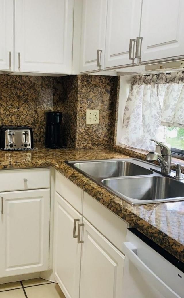 17021 N Bay Rd, Unit 318, Sunny Isles Beach, FL 33160 Photo