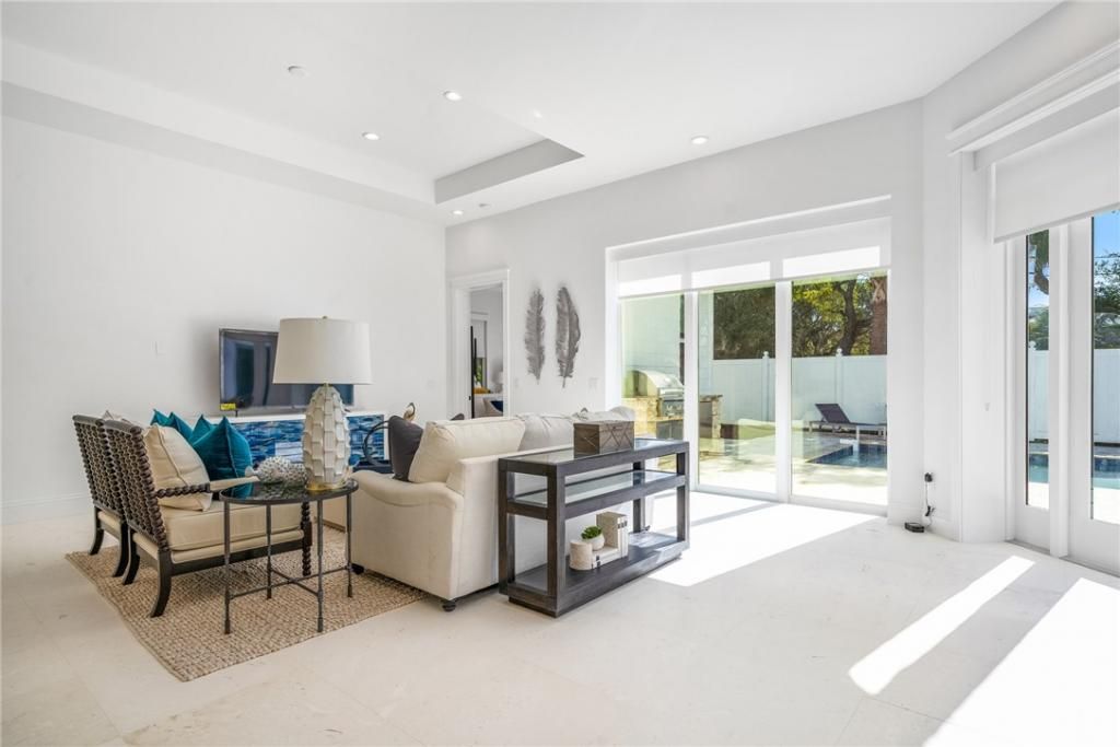 10 Strand Drive, Vero Beach, FL 32963 Photo