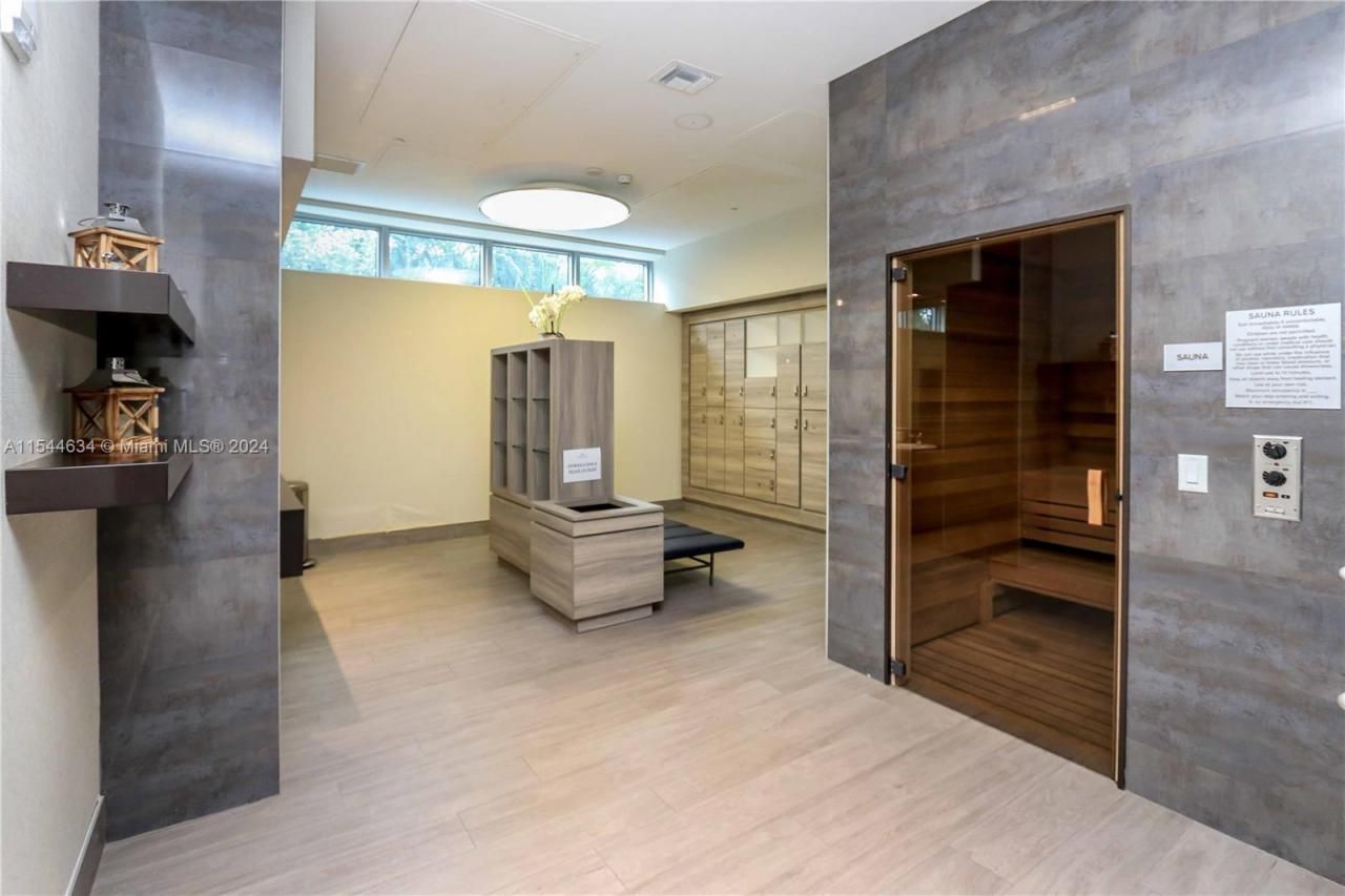 17301 Biscayne Blvd, Unit 1201, North Miami Beach, FL 33160 Photo