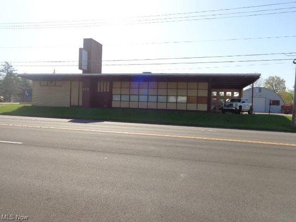 220 Oberlin Road, Elyria, OH 44035