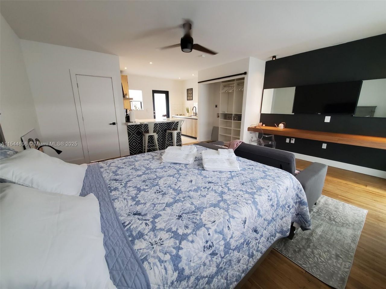 740 SW 9th St, Unit 2, Miami, FL 33130 Photo
