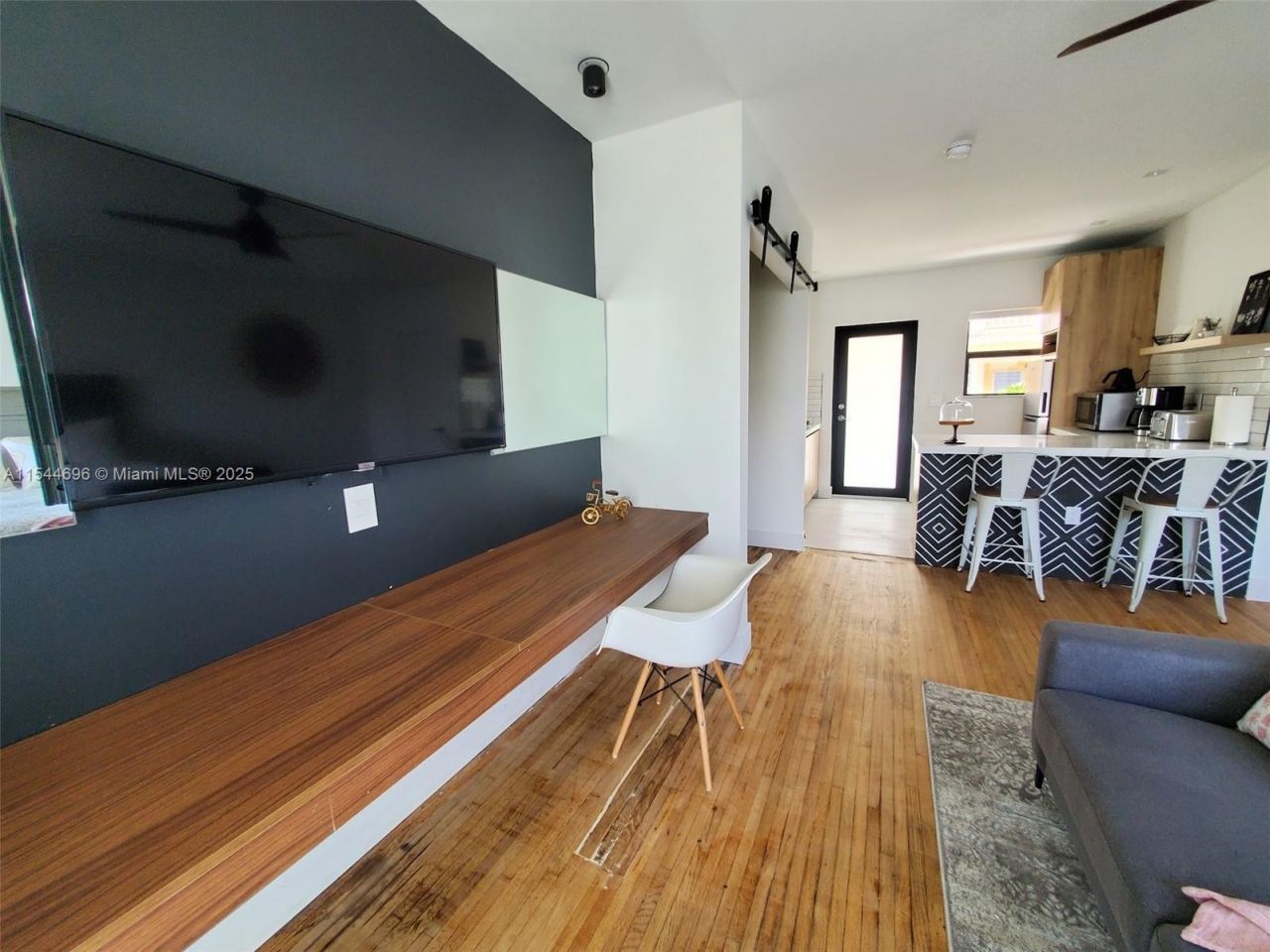 740 SW 9th St, Unit 2, Miami, FL 33130 Photo