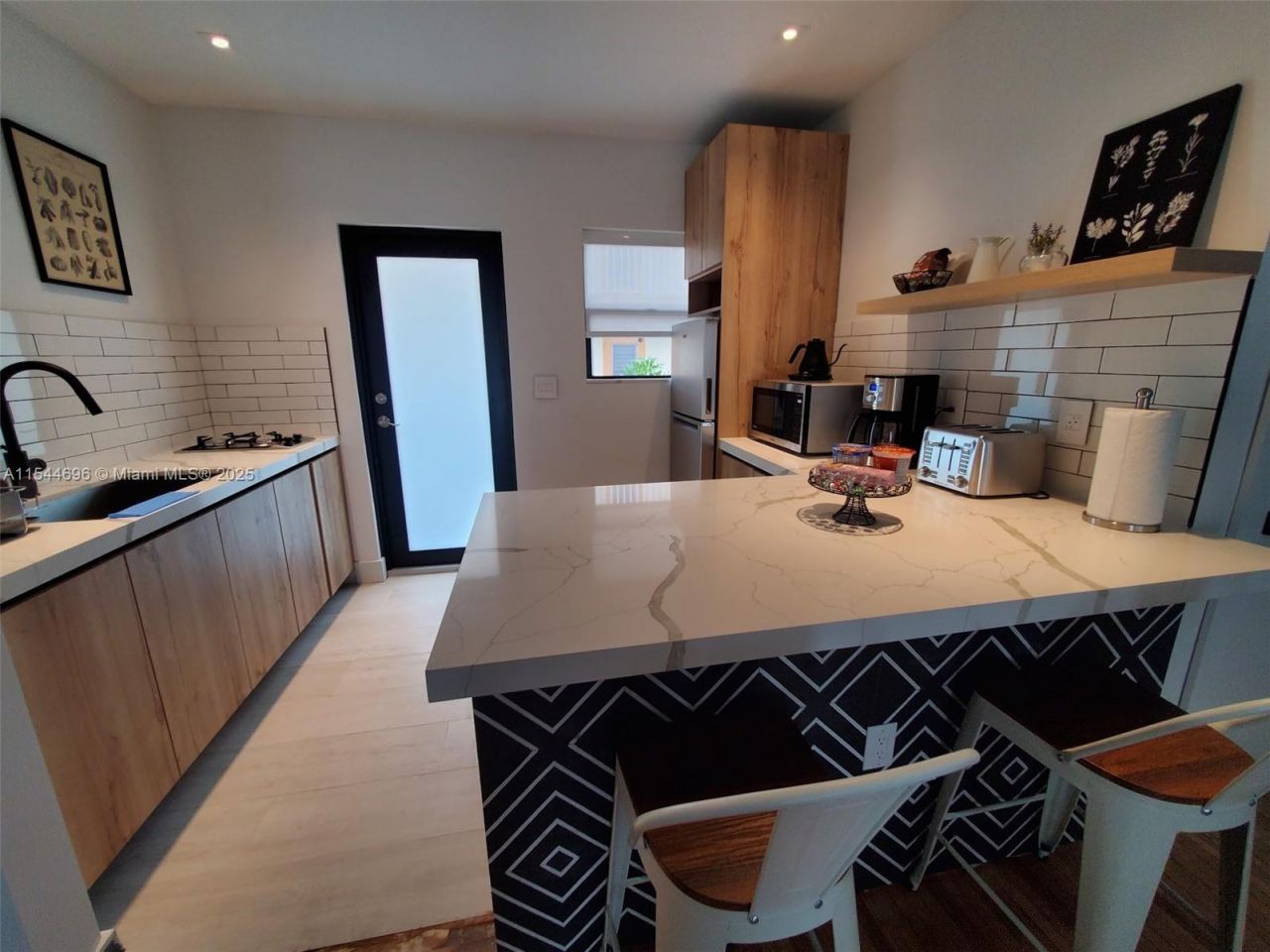 740 SW 9th St, Unit 2, Miami, FL 33130 Photo