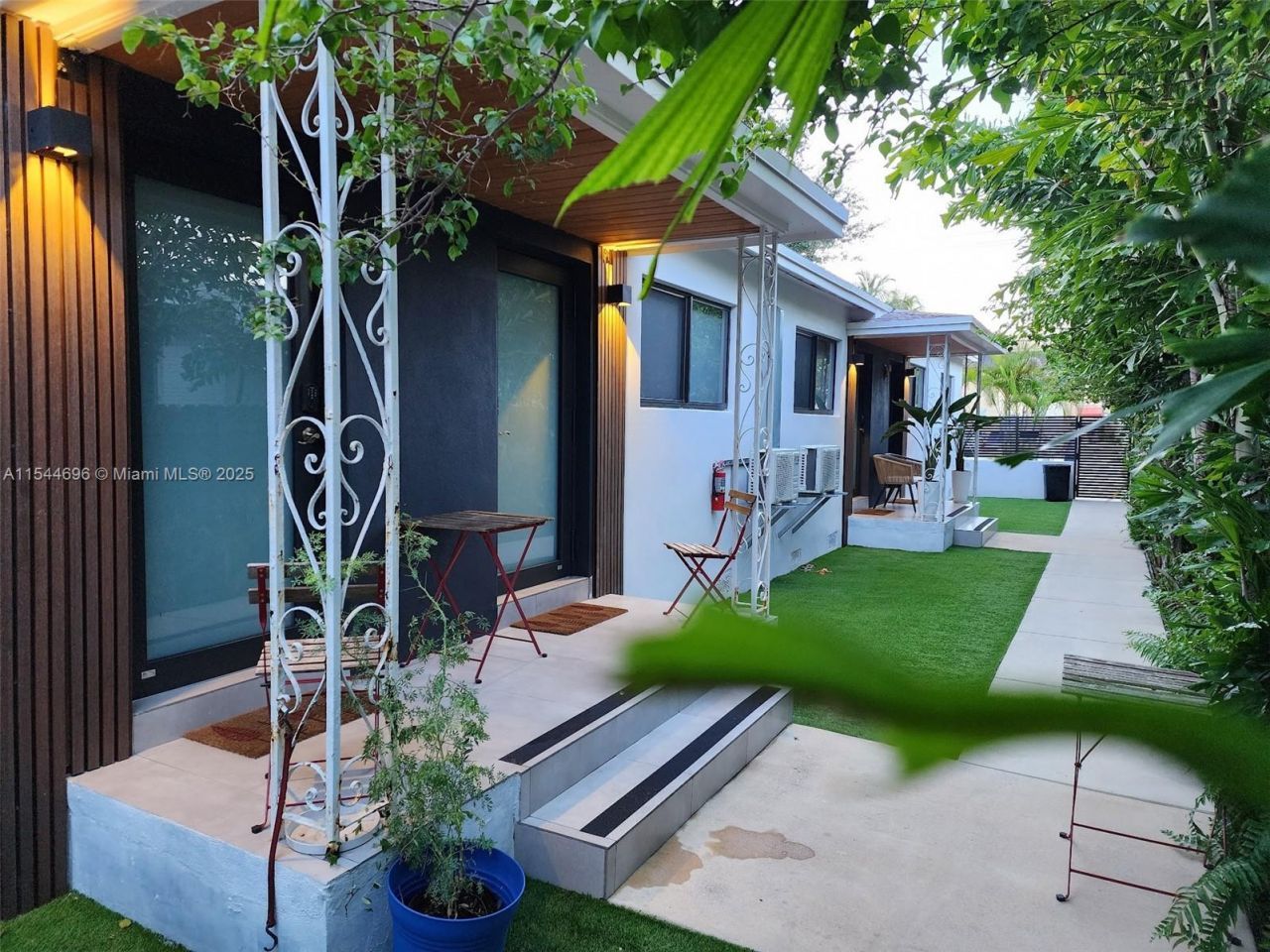 740 SW 9th St, Unit 2, Miami, FL 33130 Photo