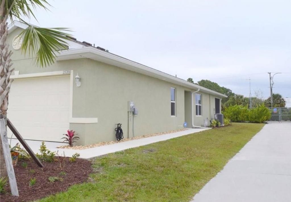 25208 E Lenox Circle, Punta Gorda, FL 33950 Photo