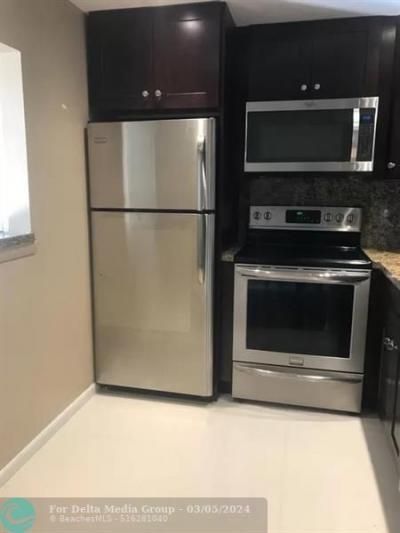 21 Dorset A, Boca Raton, FL 33434 Photo