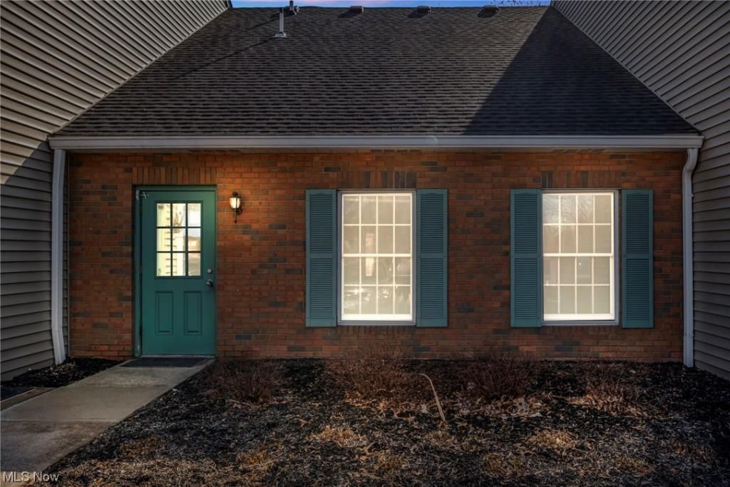 33398 Walker, Unit D, Avon Lake, OH 44012 Main Photo