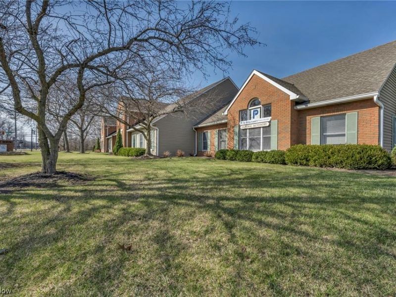 33398 Walker, Unit D, Avon Lake, OH 44012 Photo 3