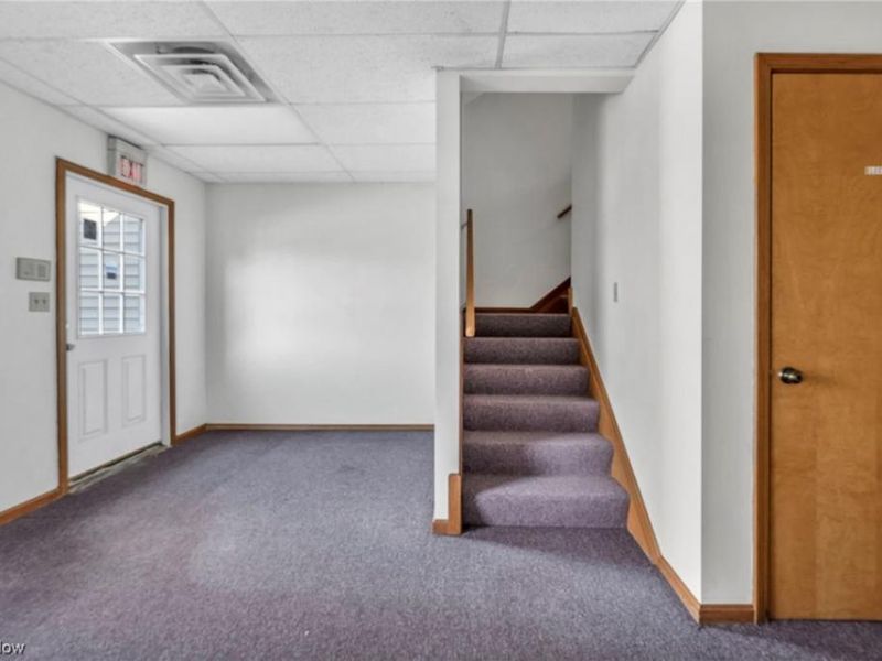 33398 Walker, Unit D, Avon Lake, OH 44012 Photo 6