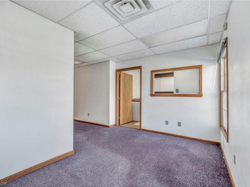 33398 Walker, Unit D, Avon Lake, OH 44012 Photo 8