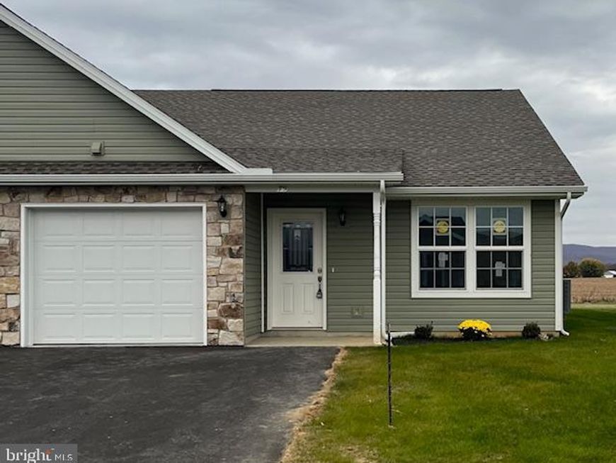 19 Pacific Avenue, Milroy, PA 17063 Main Photo