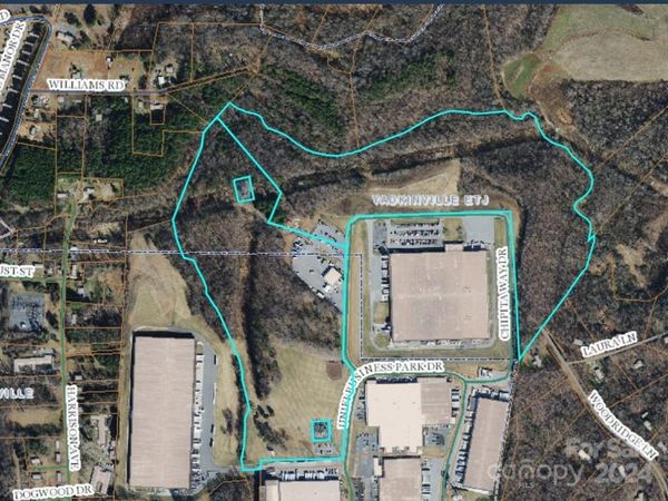 529 E Main Street, Yadkinville, NC 27055