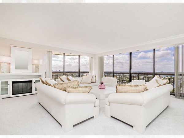 4100 N Ocean Drive, Unit 1704, Singer Island, FL 33404