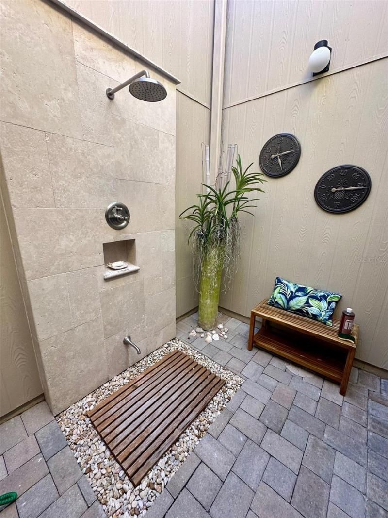 2319 Harbour Oaks Drive, Longboat Key, FL 34228 Photo