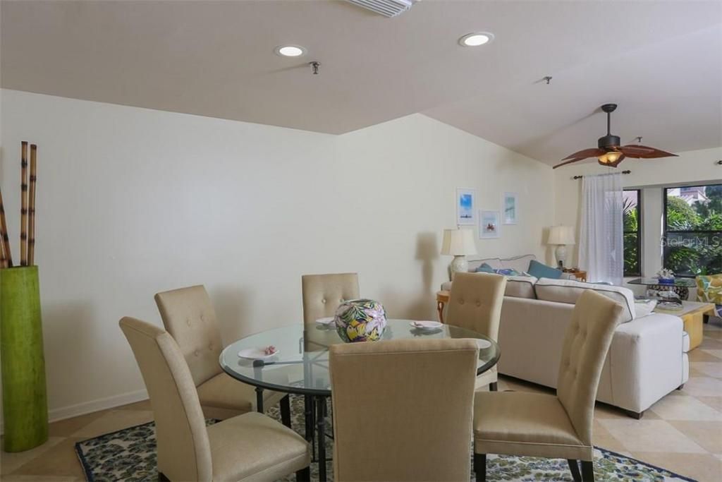 2319 Harbour Oaks Drive, Longboat Key, FL 34228 Photo