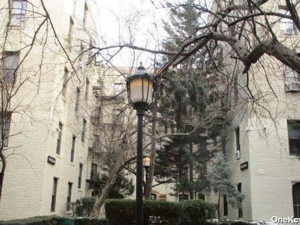 21-47 33 St, Unit 1B, Astoria, NY 11105