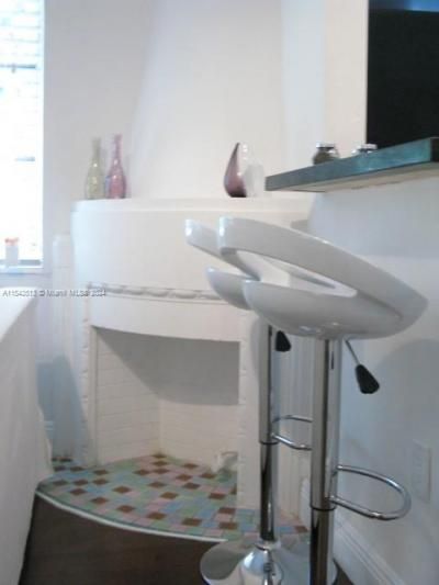 1525 Meridian Ave, Unit 207, Miami Beach, FL 33139 Photo