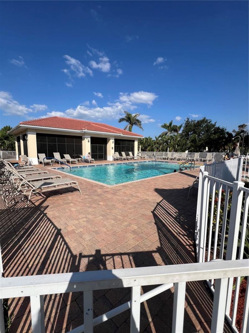 240 W End Drive, Unit 611, Punta Gorda, FL 33950 Photo