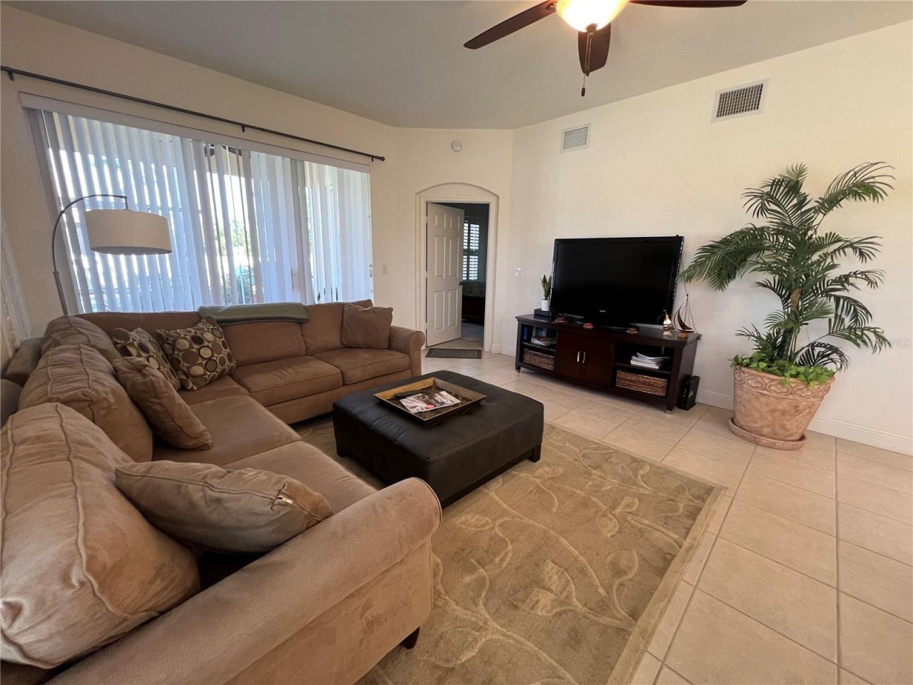 240 W End Drive, Unit 611, Punta Gorda, FL 33950 Photo