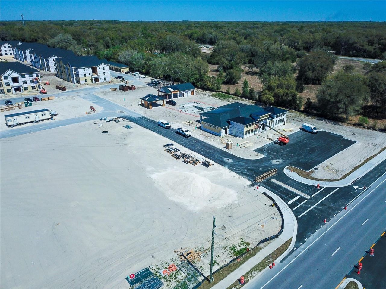 305 County Road 466a, Fruitland Park, FL 34731 Photo