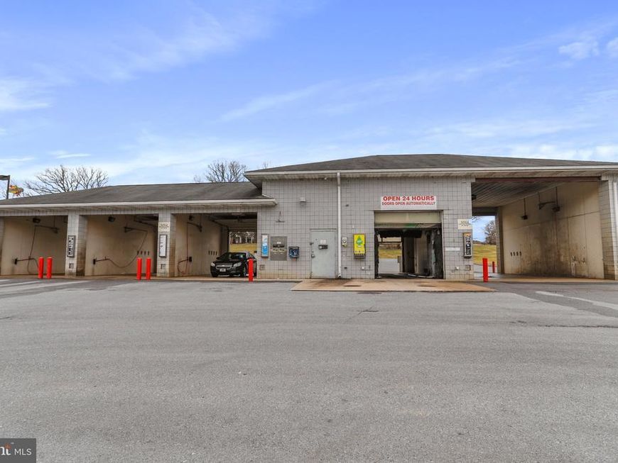 1424 Doron Drive, Unit 4, Chambersburg, PA 17202 Main Photo