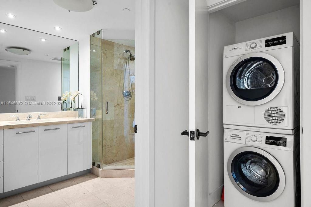 6801 Collins Ave, Unit 1206, Miami Beach, FL 33141 Photo