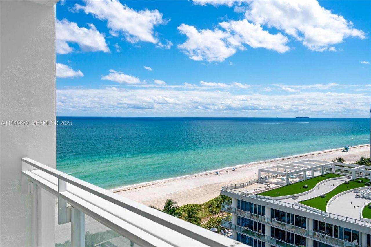 6801 Collins Ave, Unit 1206, Miami Beach, FL 33141 Photo