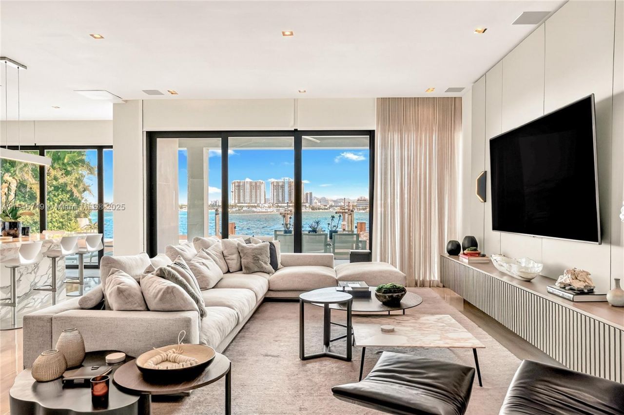 401 E Rivo Alto Dr, Miami Beach, FL 33139 Photo