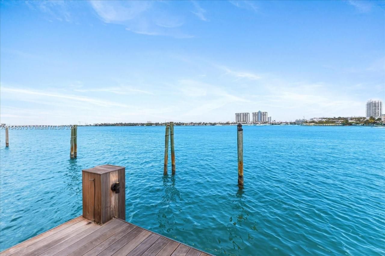 401 E Rivo Alto Dr, Miami Beach, FL 33139 Photo